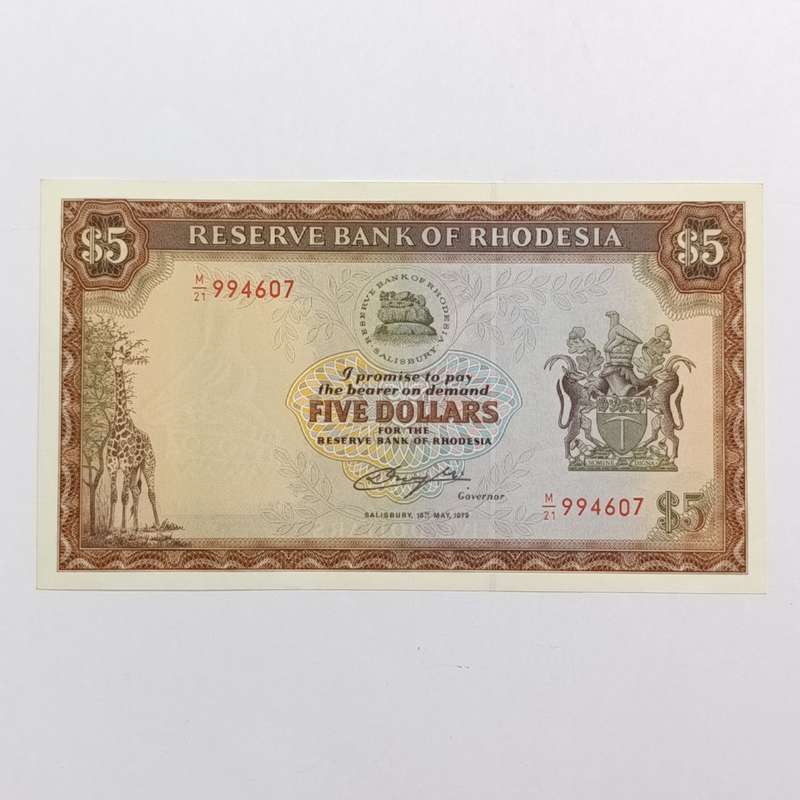 Rhodesia Five dollars banknotes 15 May 1979 Pair of uncirculated notes with consecutive numbers