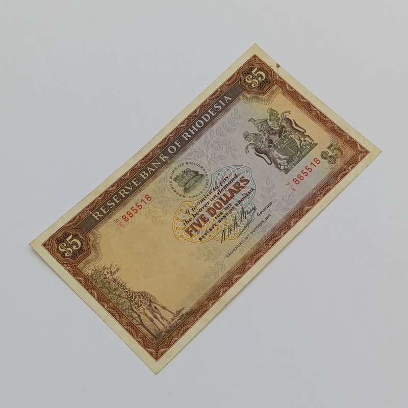 Rhodesia Five dollars banknote 16 October 1972 condition - XF