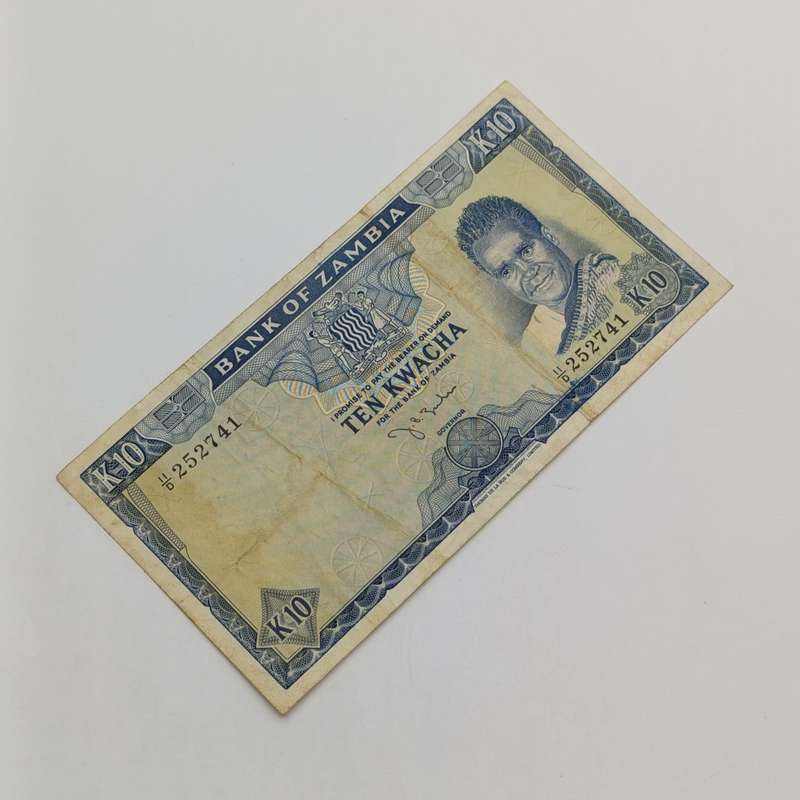 Zambia 10 Kwacha 1969 JB zulu signature