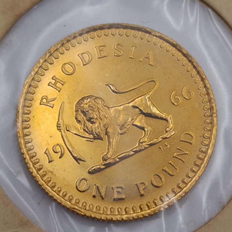Rhodesia 1966 One pound proof/unc in top condition