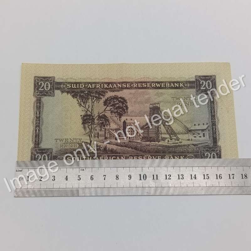 Lot of 3 Rissik D2 R20 banknotes with consecutive numbers unused but centre crease