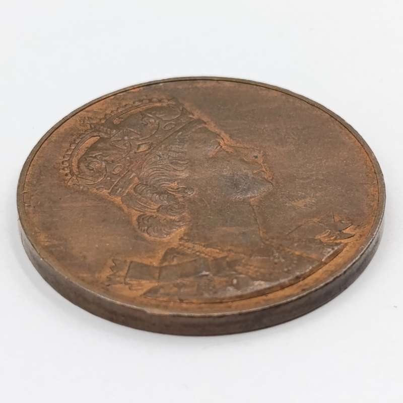 Canadian 1953 coronation of Elizabeth 2 medallion