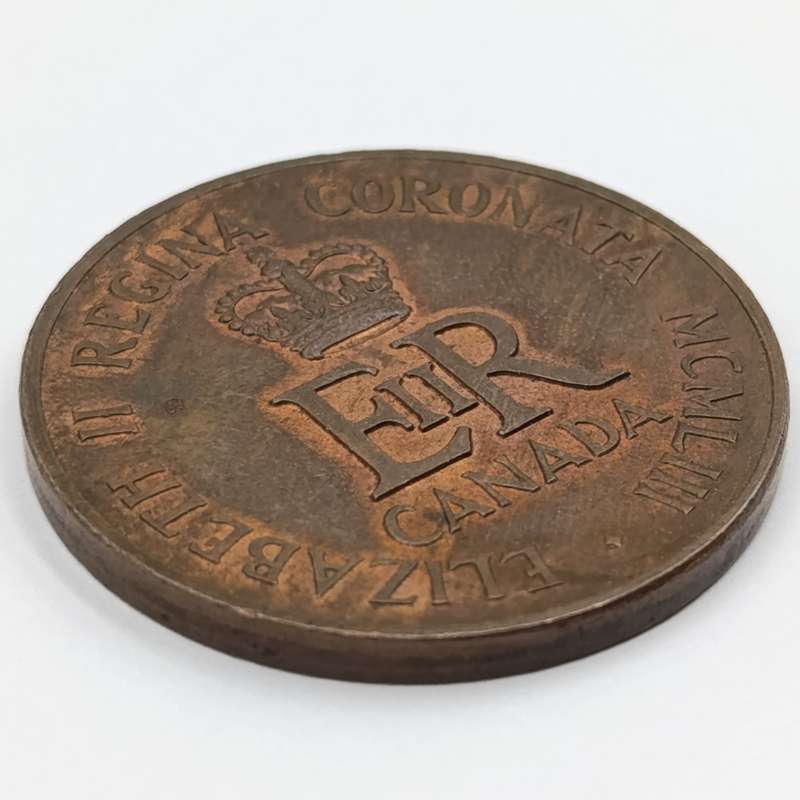 Canadian 1953 coronation of Elizabeth 2 medallion