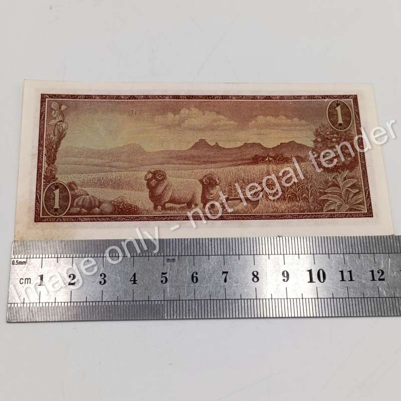 Lot of 6 TW de Jongh First Issue R1 banknotes