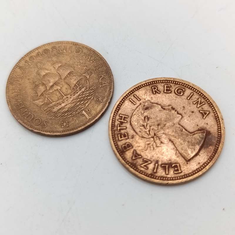 More than 6kg of old South African pennies - about 650 coins
