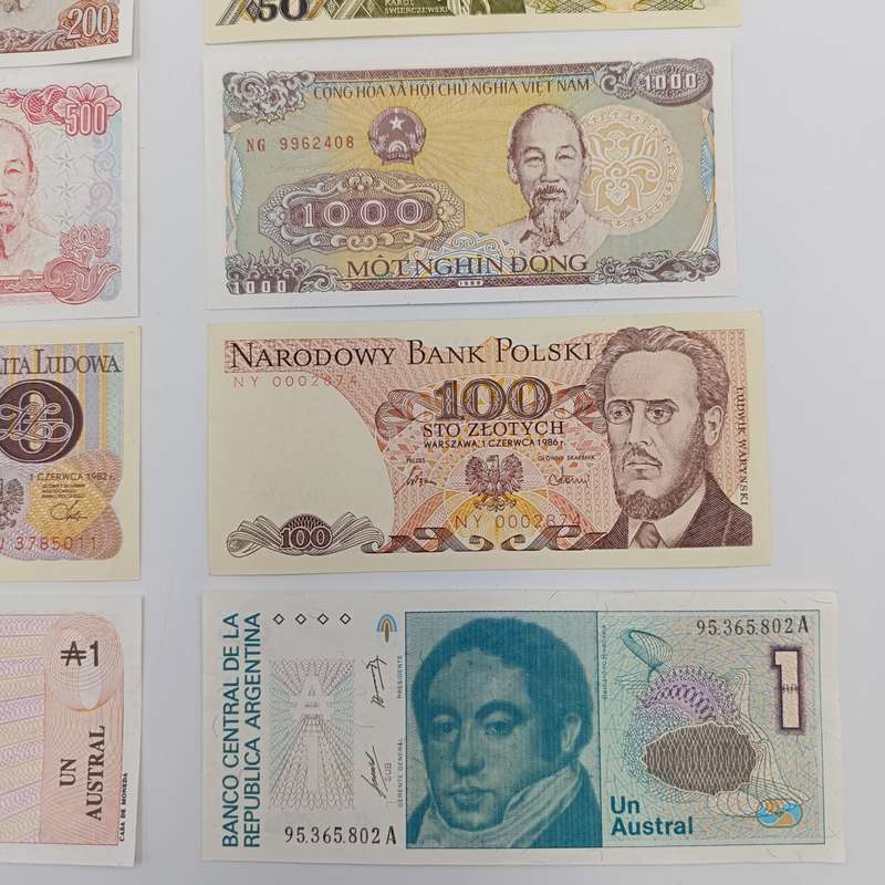 Lot of 10 Vintage UNC/AU world banknotes