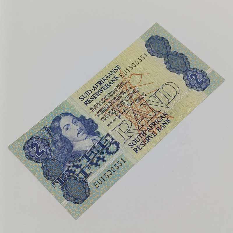 Gerhard de Kock Lot of 2x R2 banknotes with nice numbers