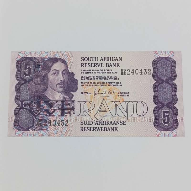 Gerhard de Kock Pair of uncirculated R5 notes with consecutive numbers