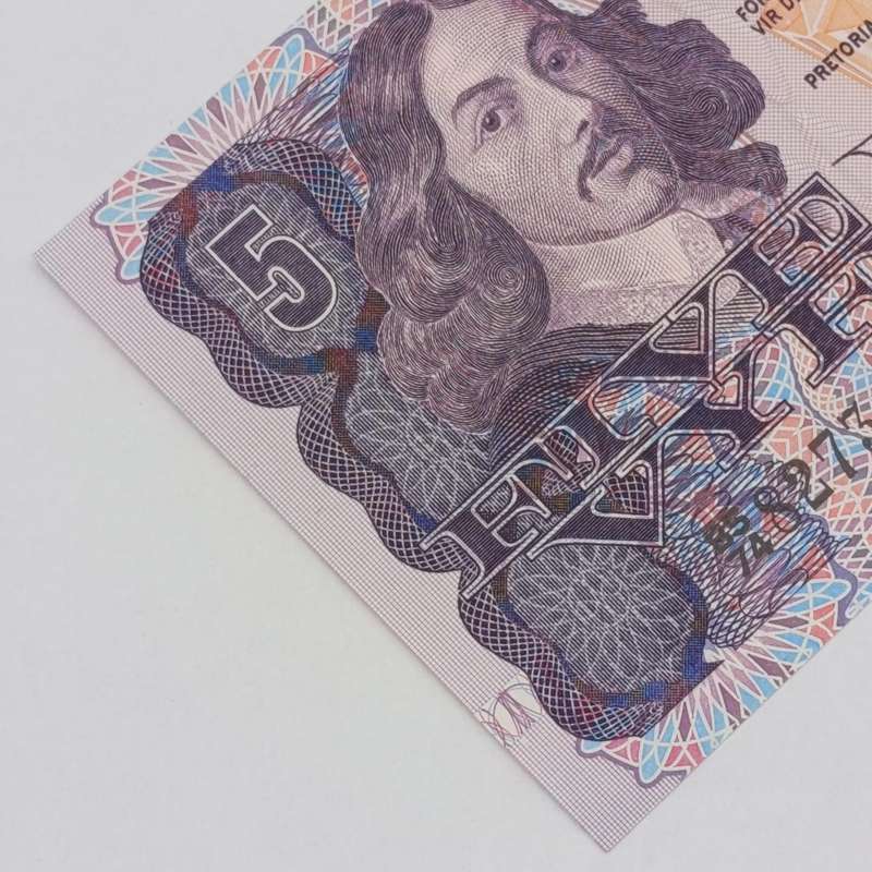 Pair of uncirculated R5 banknotes Gerhard de Kock and CL Stals