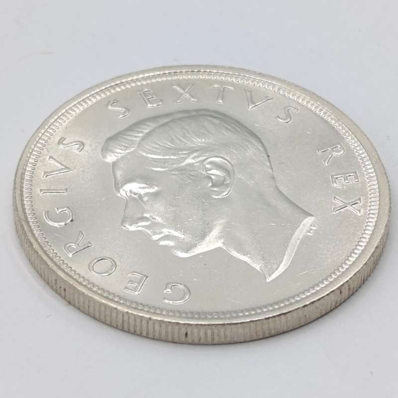 1947-1964 South African silver crown set in case - 1959 and 1962 in top condition