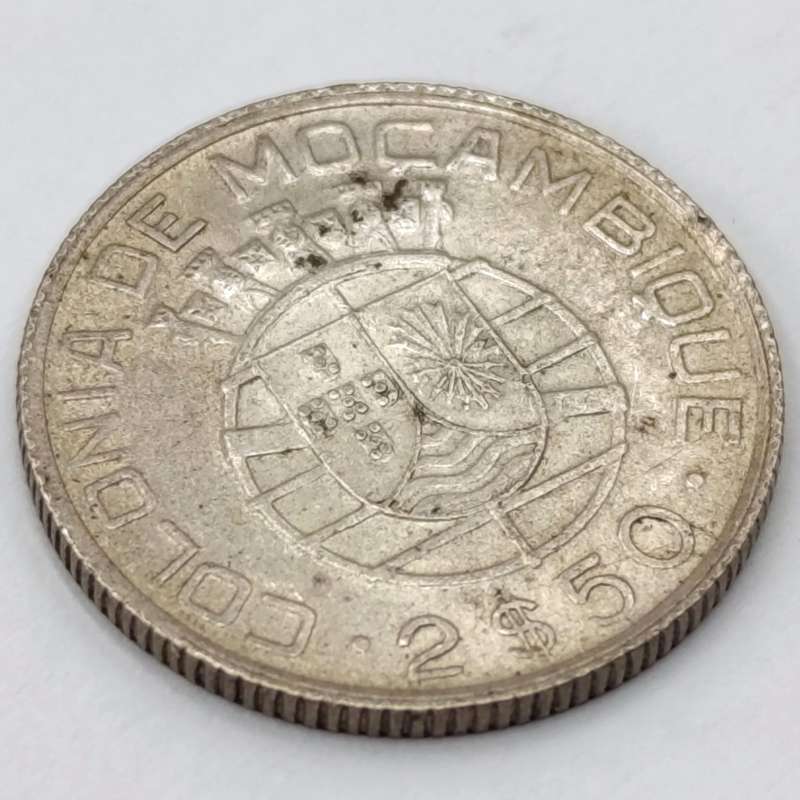 Mozambique 1950 silver 2 $50 Escudos AU condition