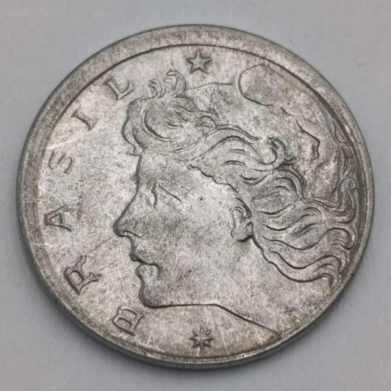 1969 Brazilian 2 Centavos coin struck off-centre