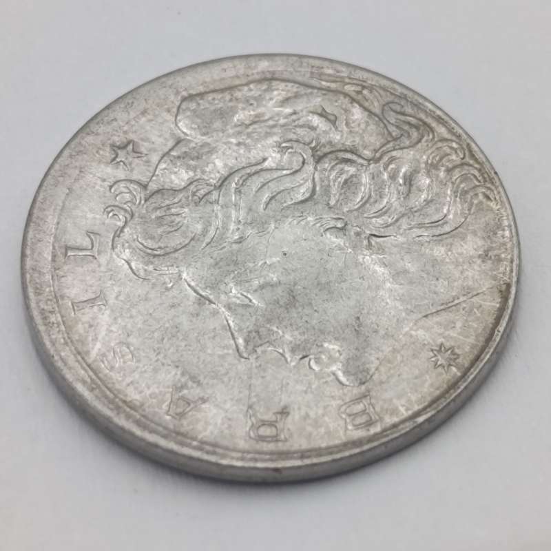 1969 Brazilian 2 Centavos coin struck off-centre