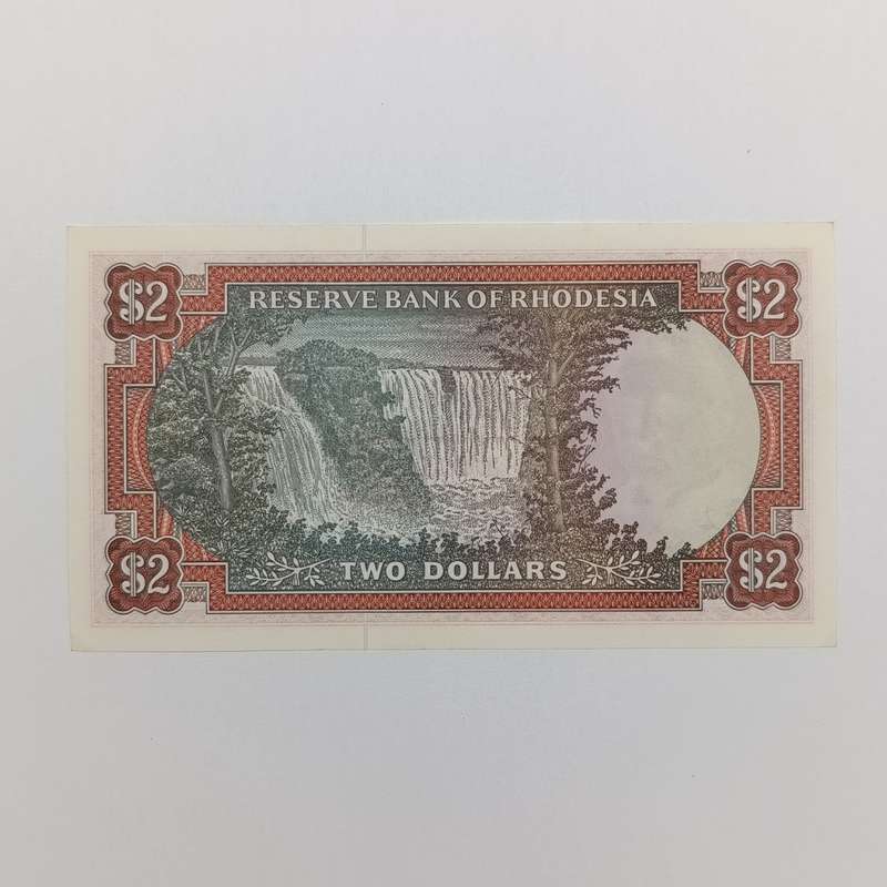 Rhodesia Two dollars banknotes Salisbury 5 August 1977 Pair of uncirculated notes