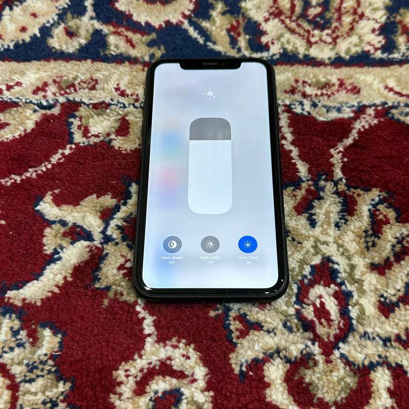 Apple iPhone XR 64GB