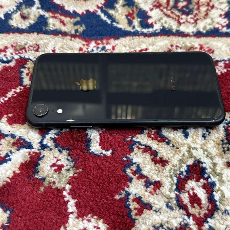 Apple iPhone XR 64GB