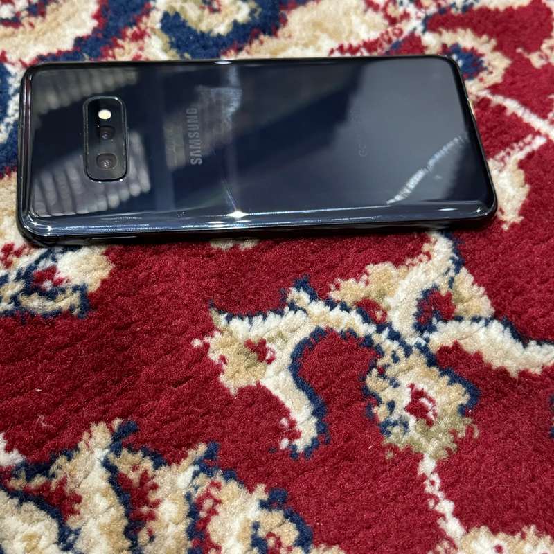 Samsung Galaxy S10e