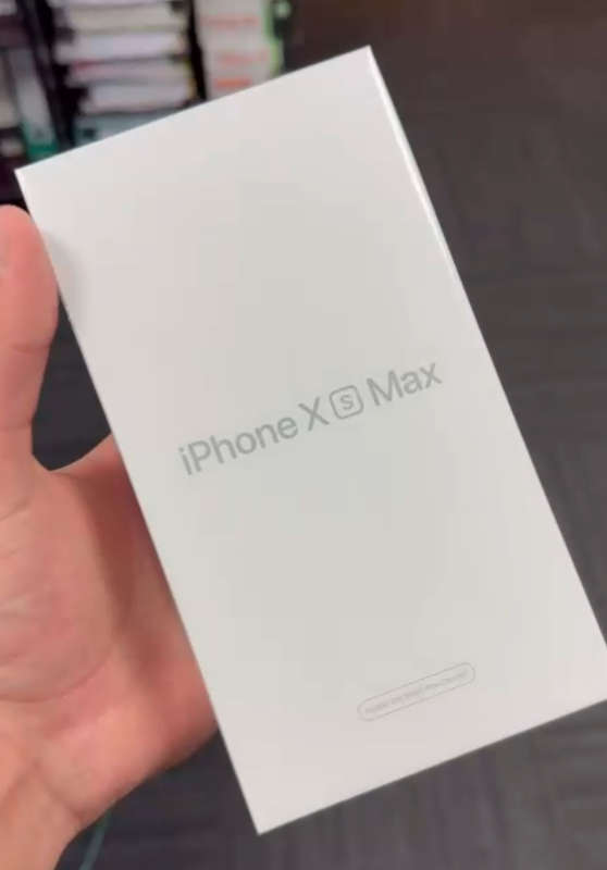 iPhone XS Max 64GB Sealed Apple certified pre owned