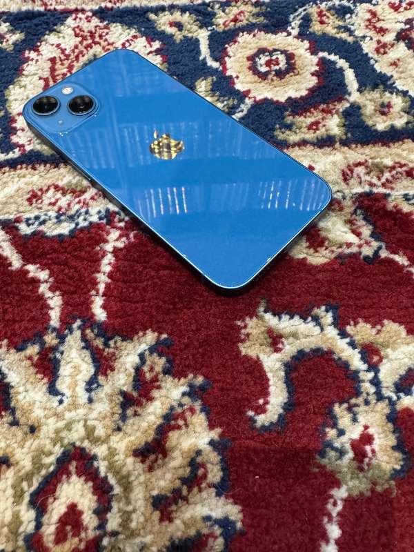 iPhone 13 128GB- Read