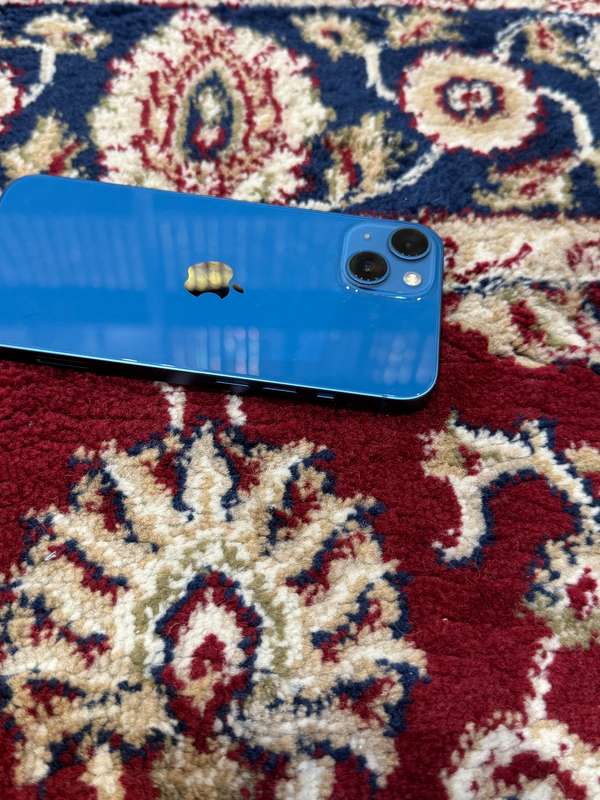 iPhone 13 128GB- Read