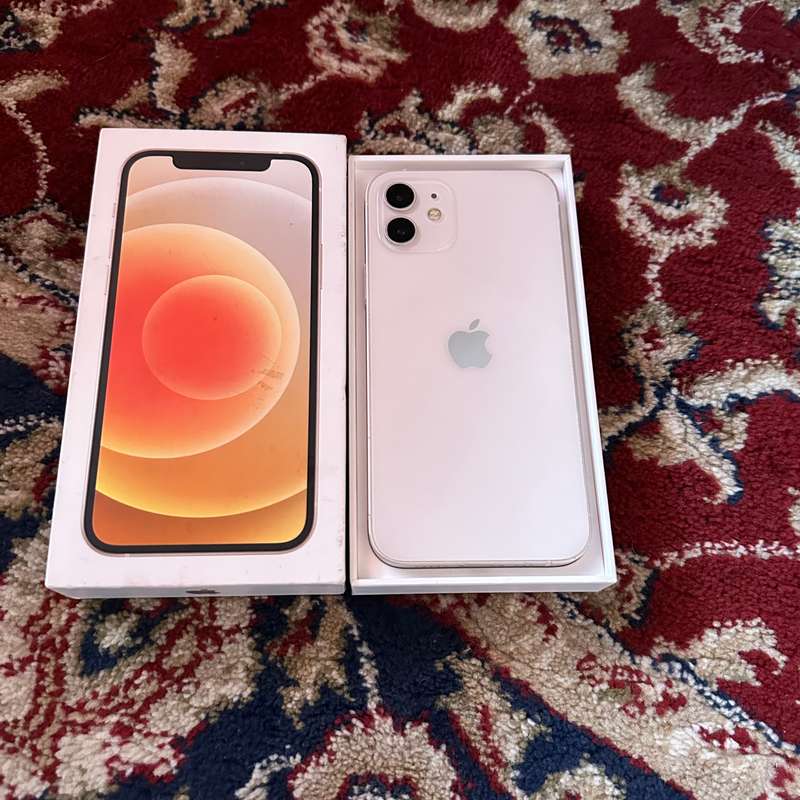 iPhone 12 64GB