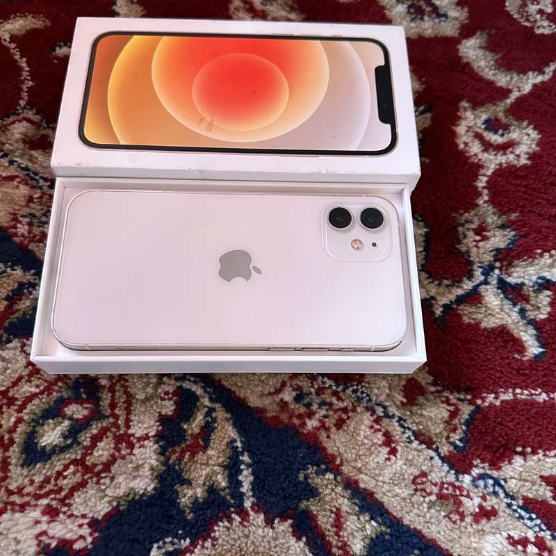 iPhone 12 64GB