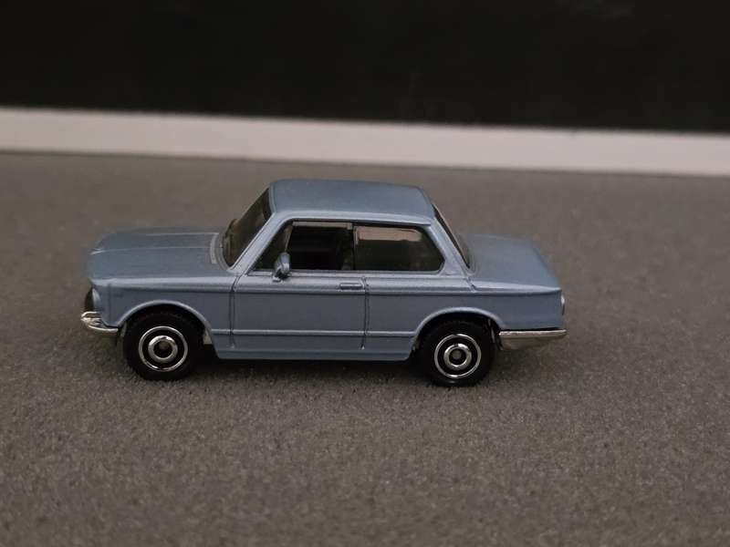 MATCHBOX 1969 BMW 2002 (MADE IN THAILAND)
