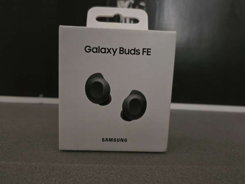 SAMSUNG BUDS FE (Graphite) SEALED
