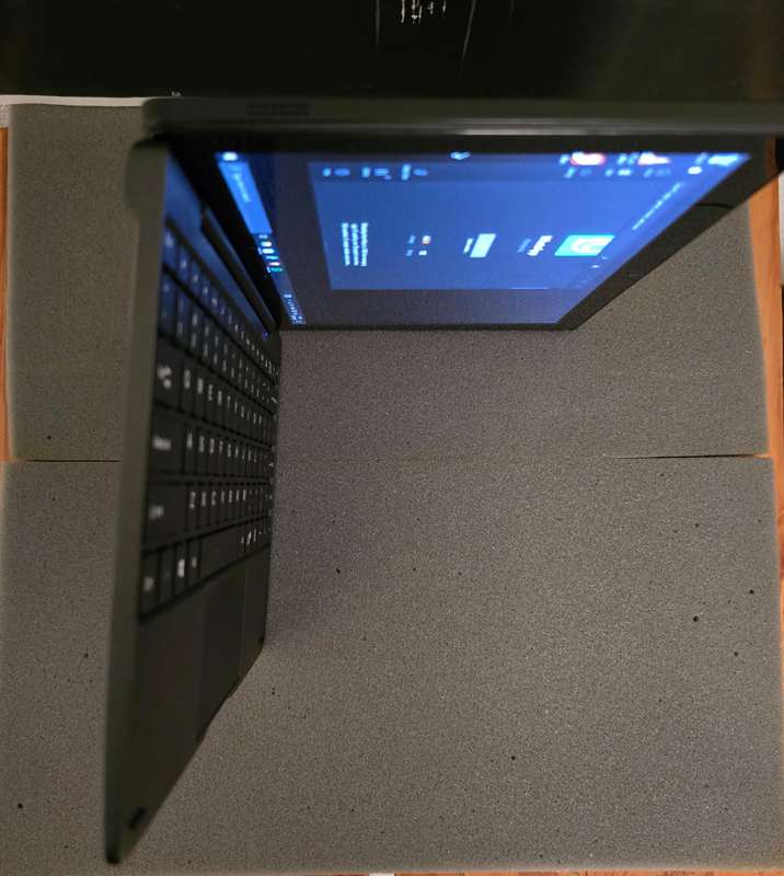 64gb Mecer 2-in-1 Windows Tablet (MW10Q16+LTE)