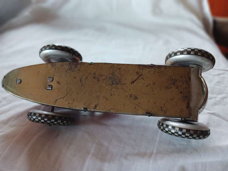 Very rare original Marx 1930's tin plate 410 clockwork wind up racing car.
