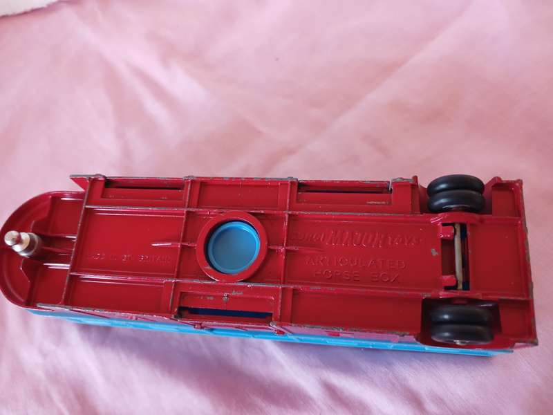 Corgi Major Toys Articulated Horse Box.