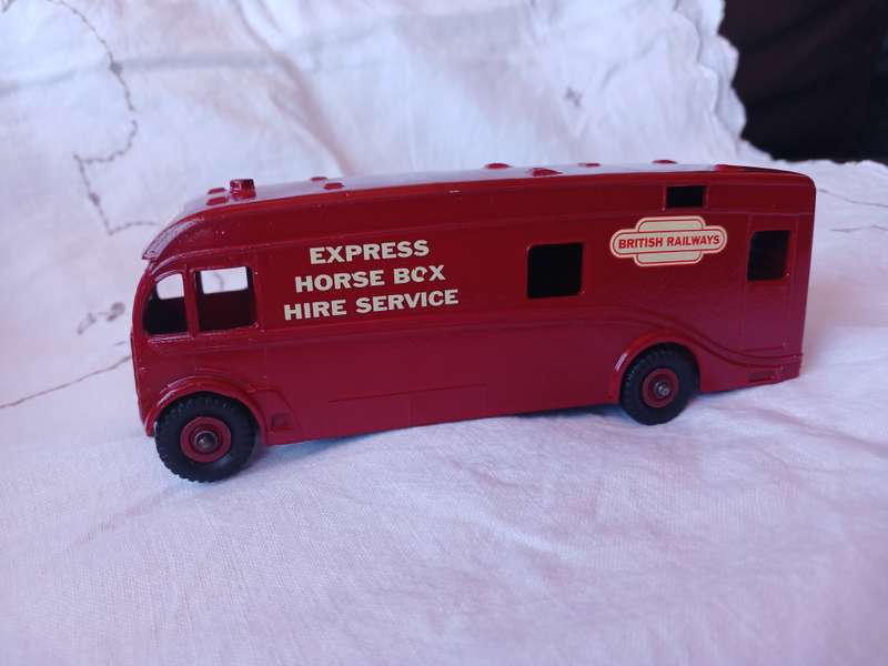 Dinky Supertoys 1950 British Railways Express Horse Box.