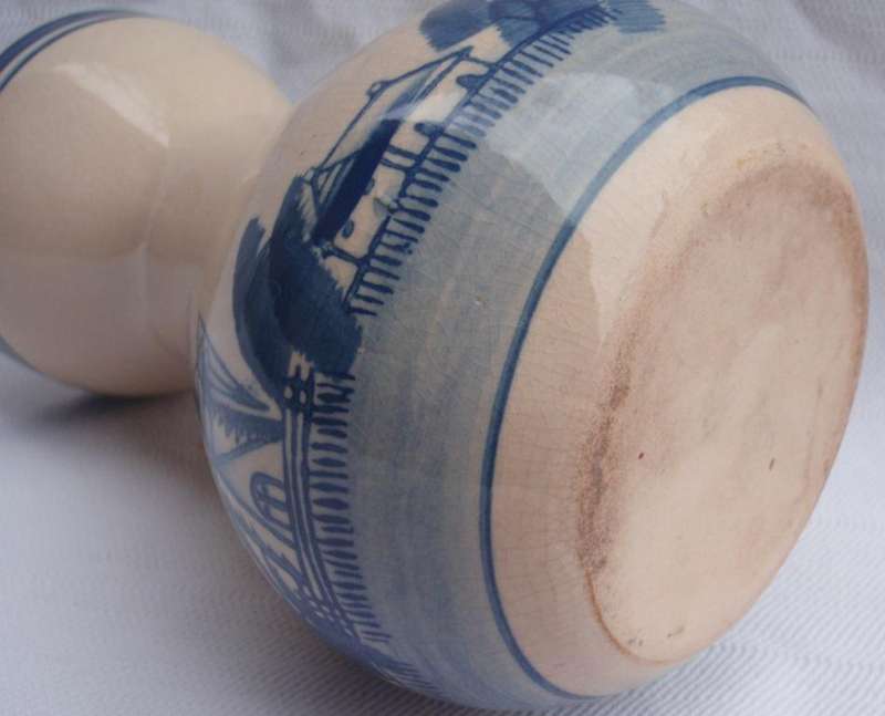 Vintage - beautifully hand painted vase.