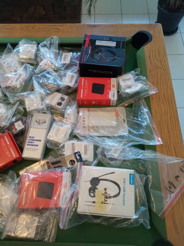 Bulk Open-Box Audio & Tech Accessories Lot  Takealot Returns! (Bundle 1)