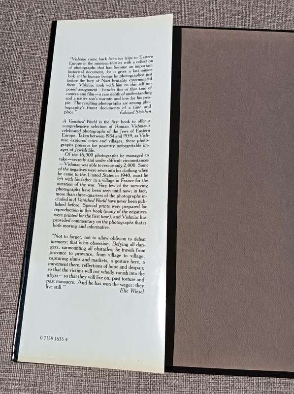 A Vanished World 1984 British First Edition  One Picture is Worth a Thousand Words  Elie Wiesel
