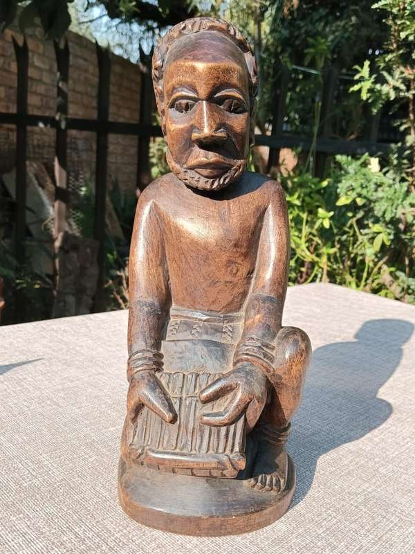 Hand Carved Wooden Sculpture African Man Playing his Mbira or Thumb Piano Large 29cm High