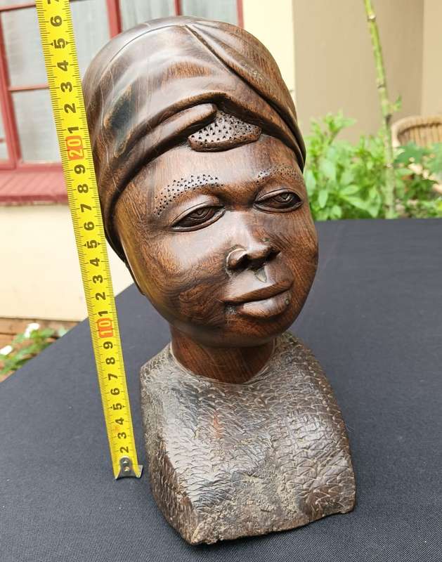 Fantastic Iron Wood Bust African Lady with Headscarf 27cm High with a hefty 3.2kg