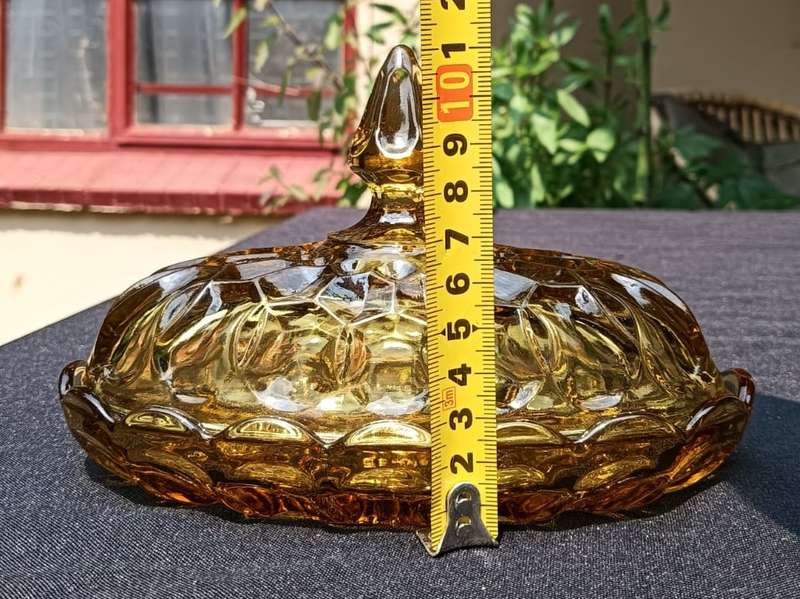 Vintage 1970s Anchor Hocking USA "Fairfield" Amber Pressed Glass Butter Dish