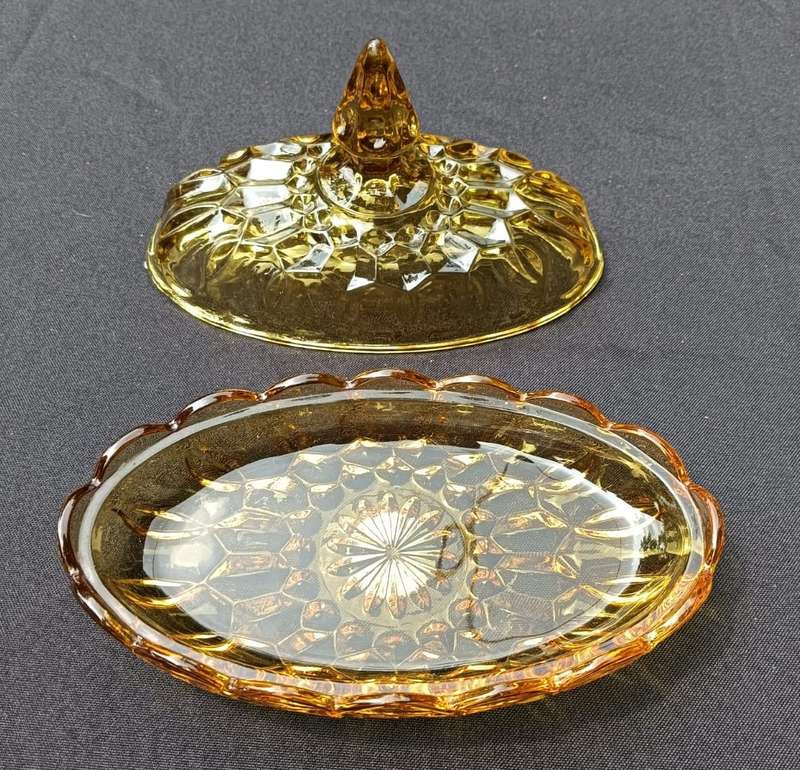Vintage 1970s Anchor Hocking USA "Fairfield" Amber Pressed Glass Butter Dish