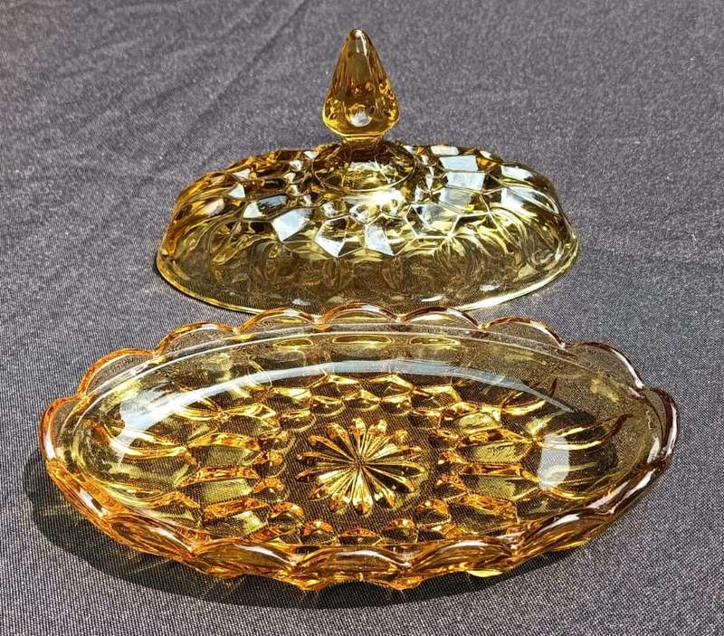 Vintage 1970s Anchor Hocking USA "Fairfield" Amber Pressed Glass Butter Dish
