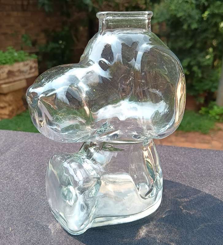 Adorable Snoopy (Peanuts) Clear Glass Coin Bank Vintage 1960s Anchor Hocking USA