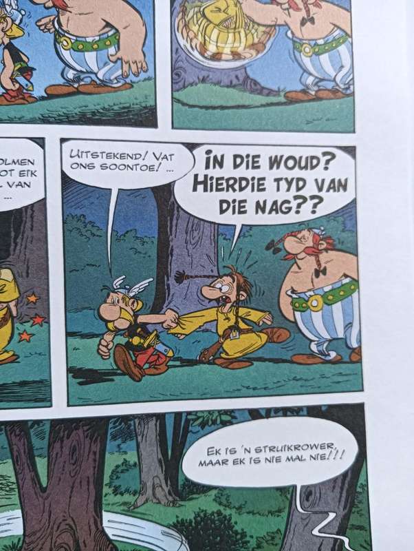 Asterix en die Goue Sekel in Afrikaans  Mint Condition! - No 3 of 3 Asterix Books on Auction