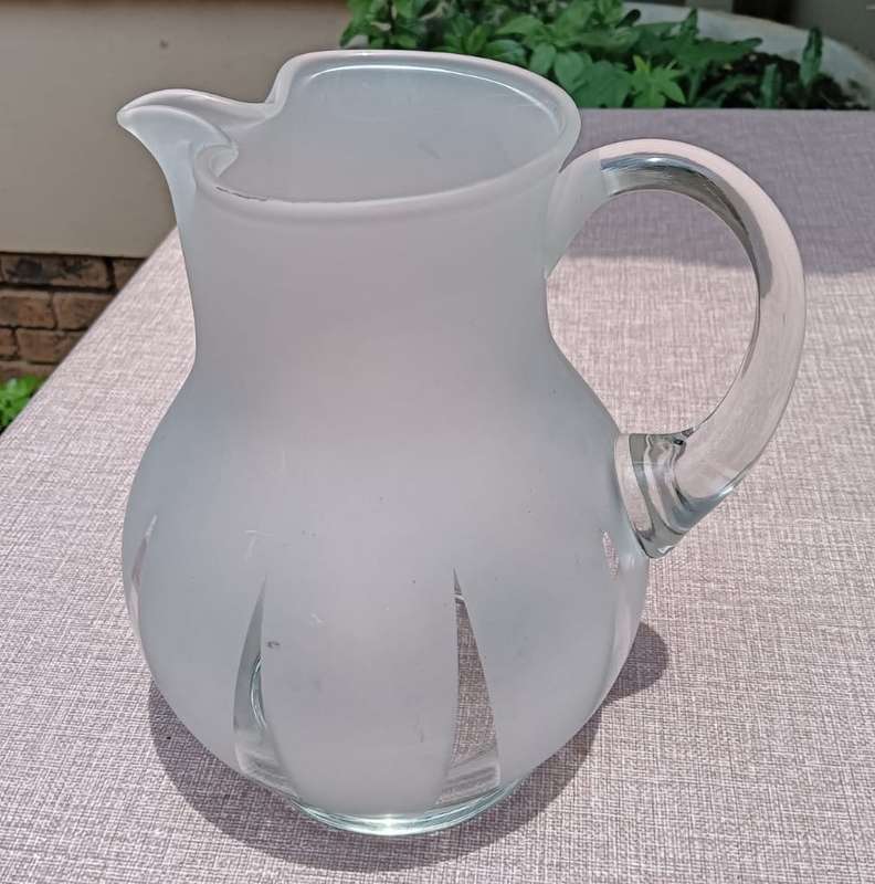 Standout Frosted and Clear Glass Jug  Possibly Baccarat  Large 20cm High
