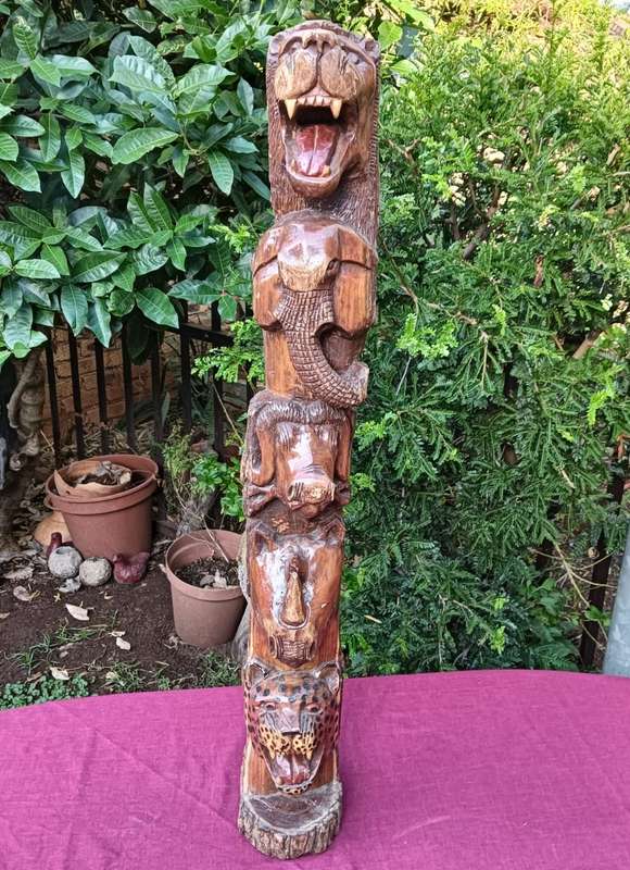MAGNIFICENT BIG FIVE HAND CARVED WOODEN TOTEM POLE 1M HIGH WITH LION ELEPHANT BUFFALO RHINO LEOPARD