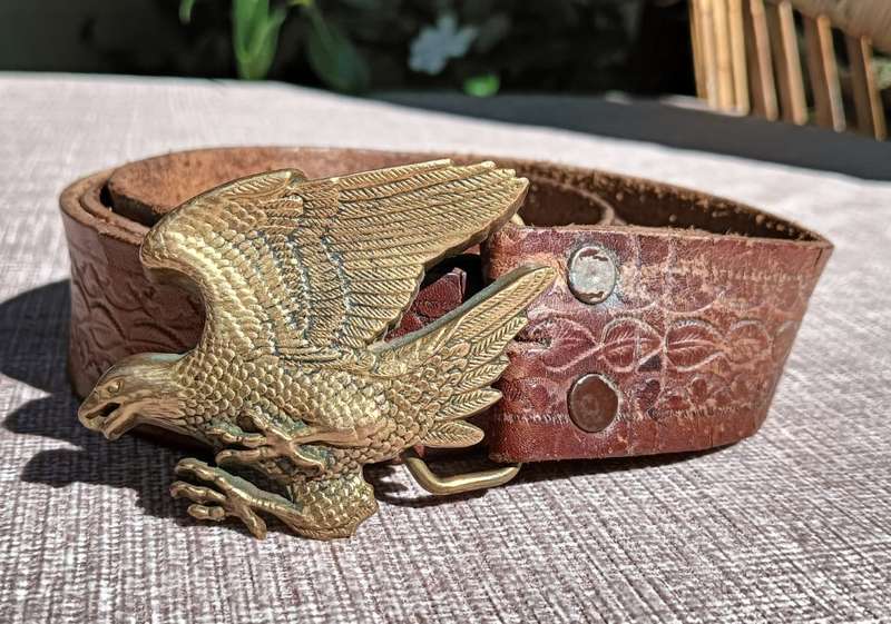 Vintage 1978 Baron Brass Belt Buckle American Eagle Collectors Biker Buckle on 100cm Leather Belt