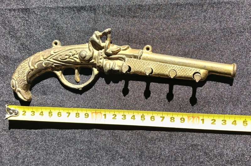 Brass Flintlock Pistol Key Holder with 4 Hooks