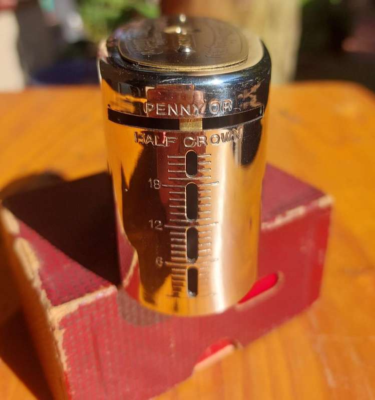 Antique (1900-1929) Money Box The Colonial Banking and Trust Company Limited In Very Good Condition!