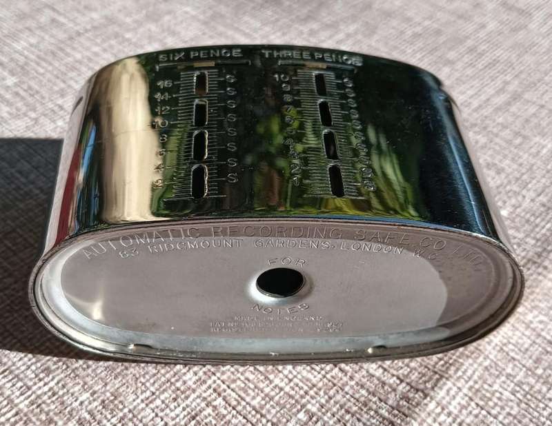 Antique (1900-1929) Money Box The Colonial Banking and Trust Company Limited In Very Good Condition!