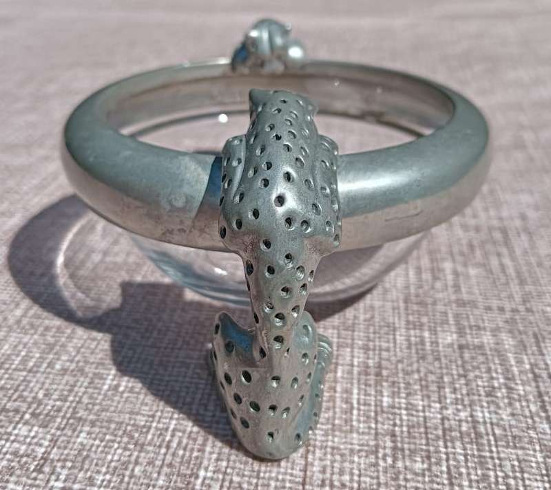 DIANA CARMICHAEL DESIGNER BOWL WITH PEWTER CHEETAH HANDLES AND OR FEET
