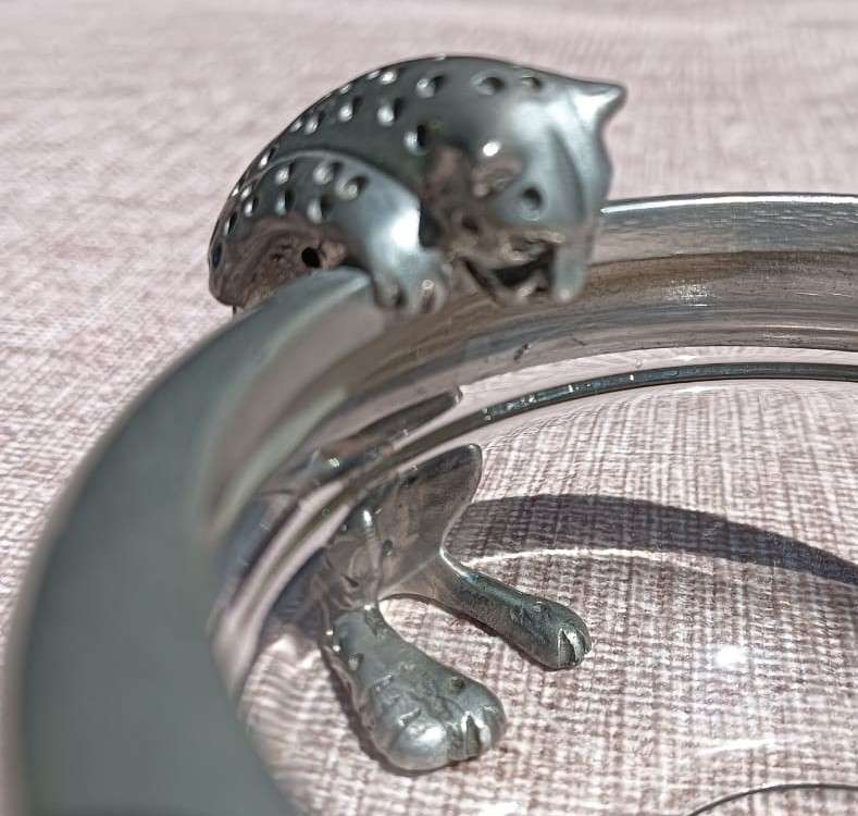 DIANA CARMICHAEL DESIGNER BOWL WITH PEWTER CHEETAH HANDLES AND OR FEET